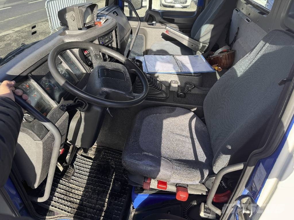 Volvo FL 220 Diesel/Heizöl Schwingschlögel Klima 運油車