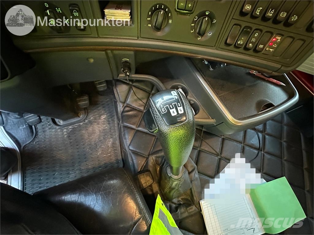Scania R580LB8X4*4HSA Camion ampliroll