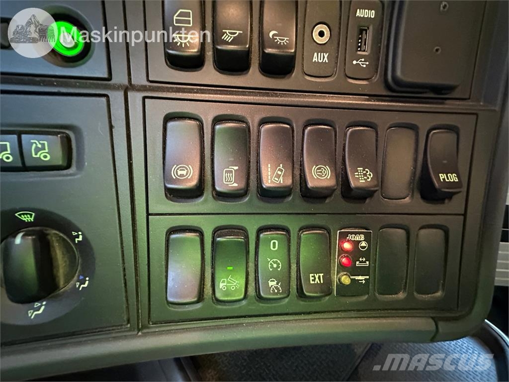 Scania R580LB8X4*4HSA Camion ampliroll