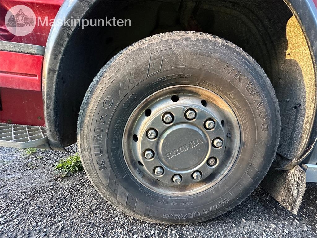 Scania R580LB8X4*4HSA Camion ampliroll