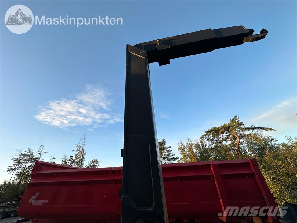 Scania R580LB8X4*4HSA Camion ampliroll