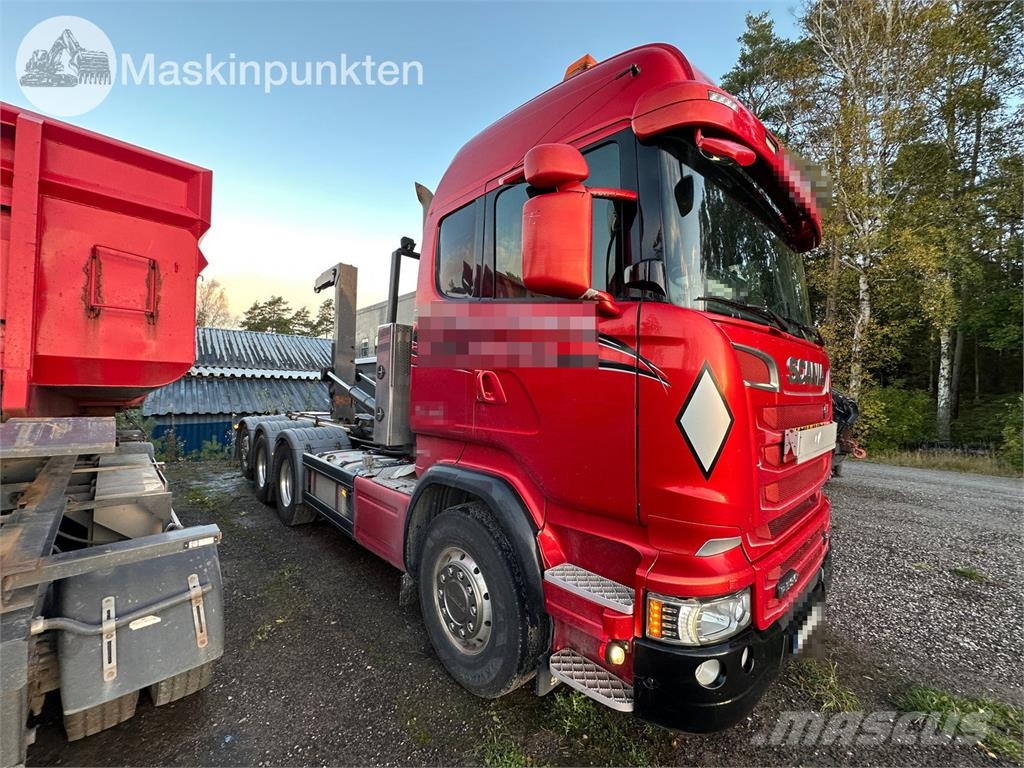 Scania R580LB8X4*4HSA Camion ampliroll