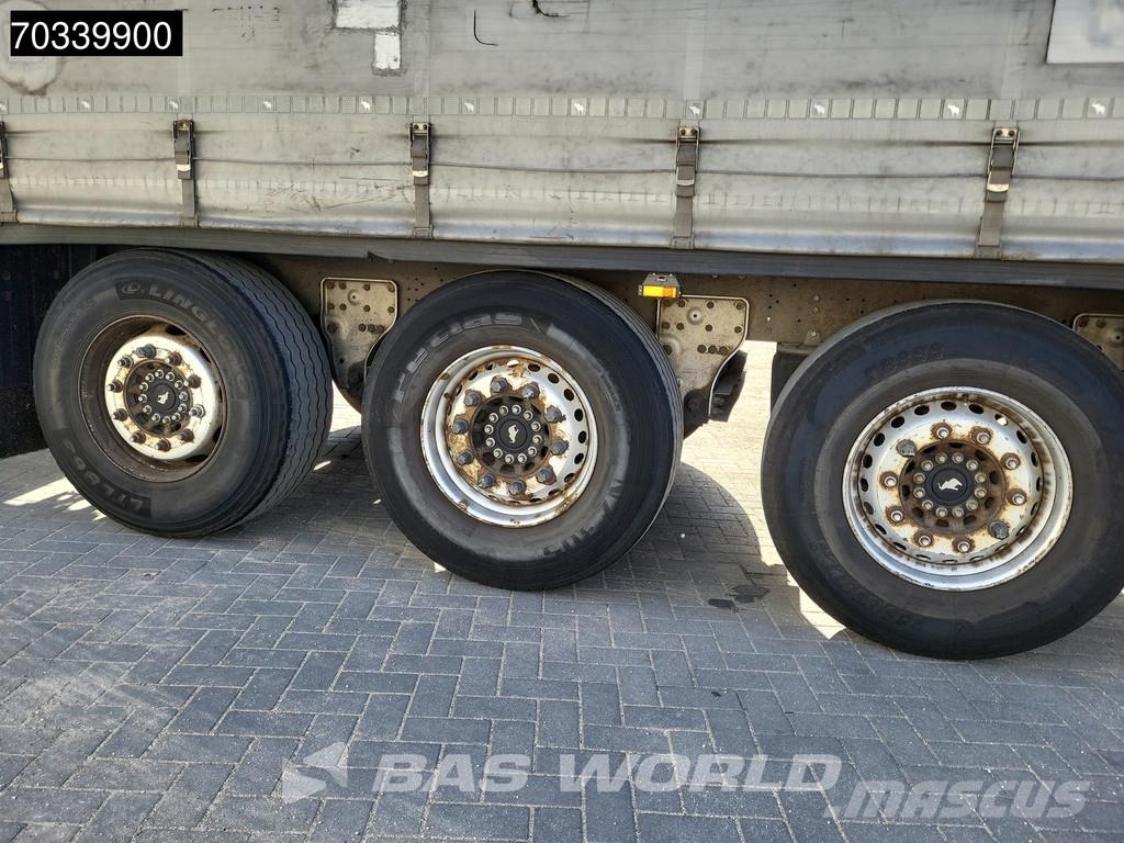 Schmitz Cargobull SCB*S3T 3 axles Sliding Roof MOT 01/27 Curtain sider semi-trailers