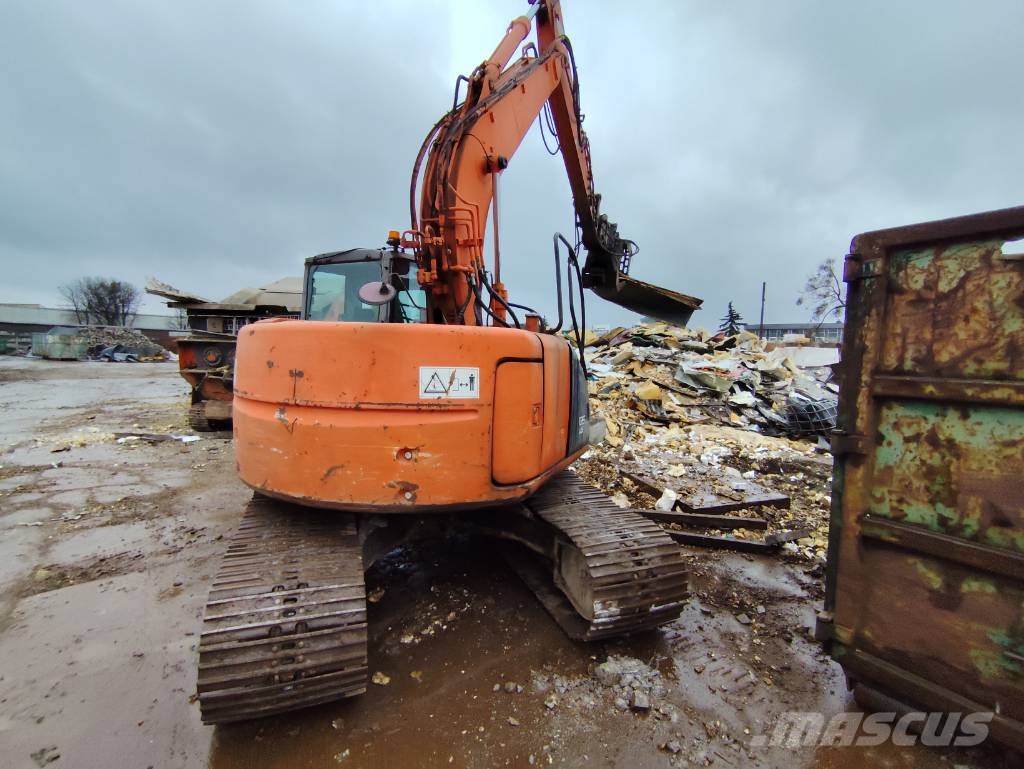 Hitachi ZX 135 US Rupsgraafmachines