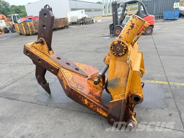 Liebherr PR 742 Ripper Escarificadoras