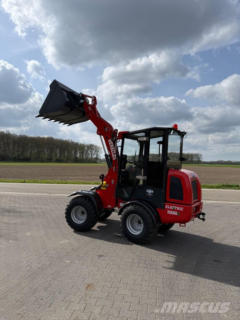 Heracles H280 PRO, Telescoop en Elektrisch Kolesni nakladalci