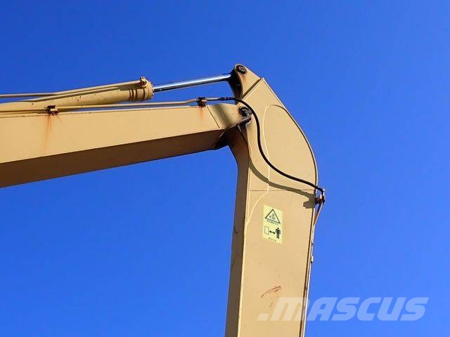 PC PC120‑8 حفارات زحافة