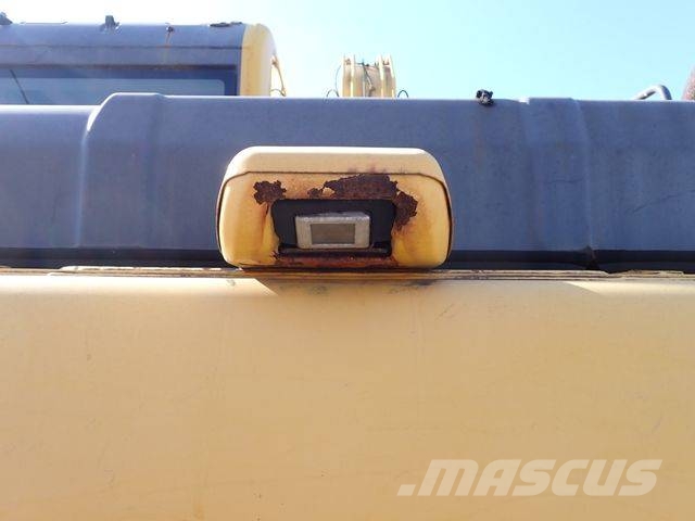 PC PC120‑8 حفارات زحافة