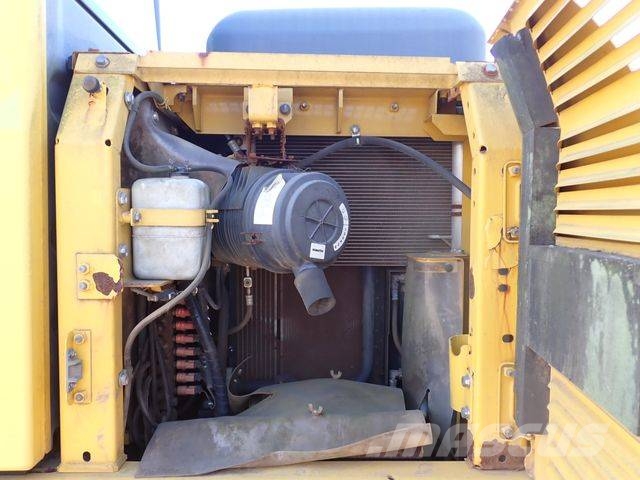 PC PC120‑8 حفارات زحافة