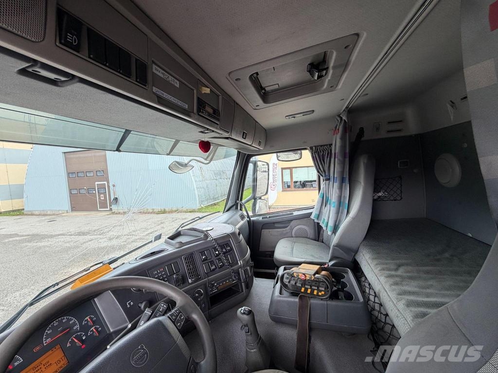 Volvo FM12 420 6X2*4 + MANUAL + PM SERIES 8 CRANE Camiones grúa