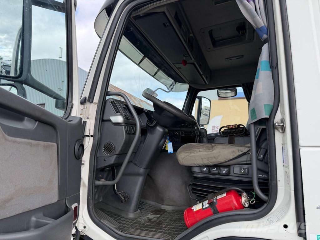 Volvo FM12 420 6X2*4 + MANUAL + PM SERIES 8 CRANE Camiones grúa