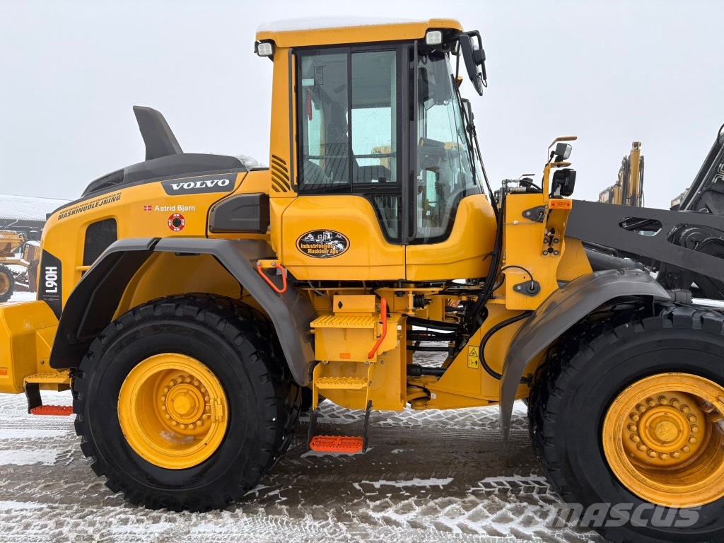 Volvo L 90 H / L90H Naudoti ratiniai krautuvai