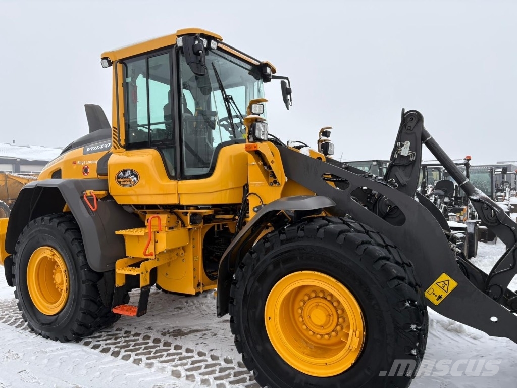 Volvo L 90 H / L90H Naudoti ratiniai krautuvai