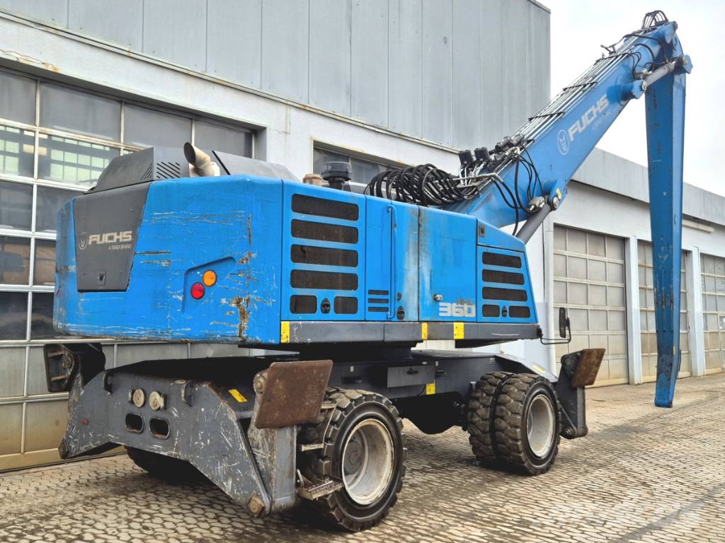 Fuchs MHL 360 F Waste / industry handlers