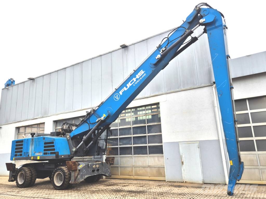 Fuchs MHL 360 F Waste / industry handlers