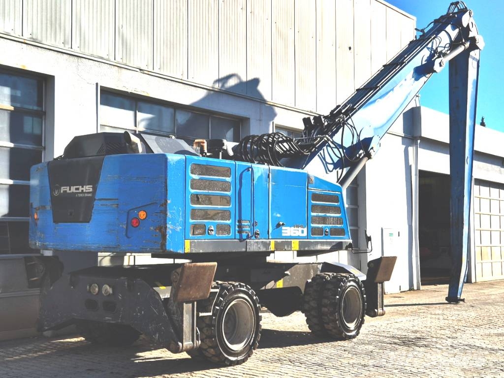 Fuchs MHL 360 F Materialumschlag