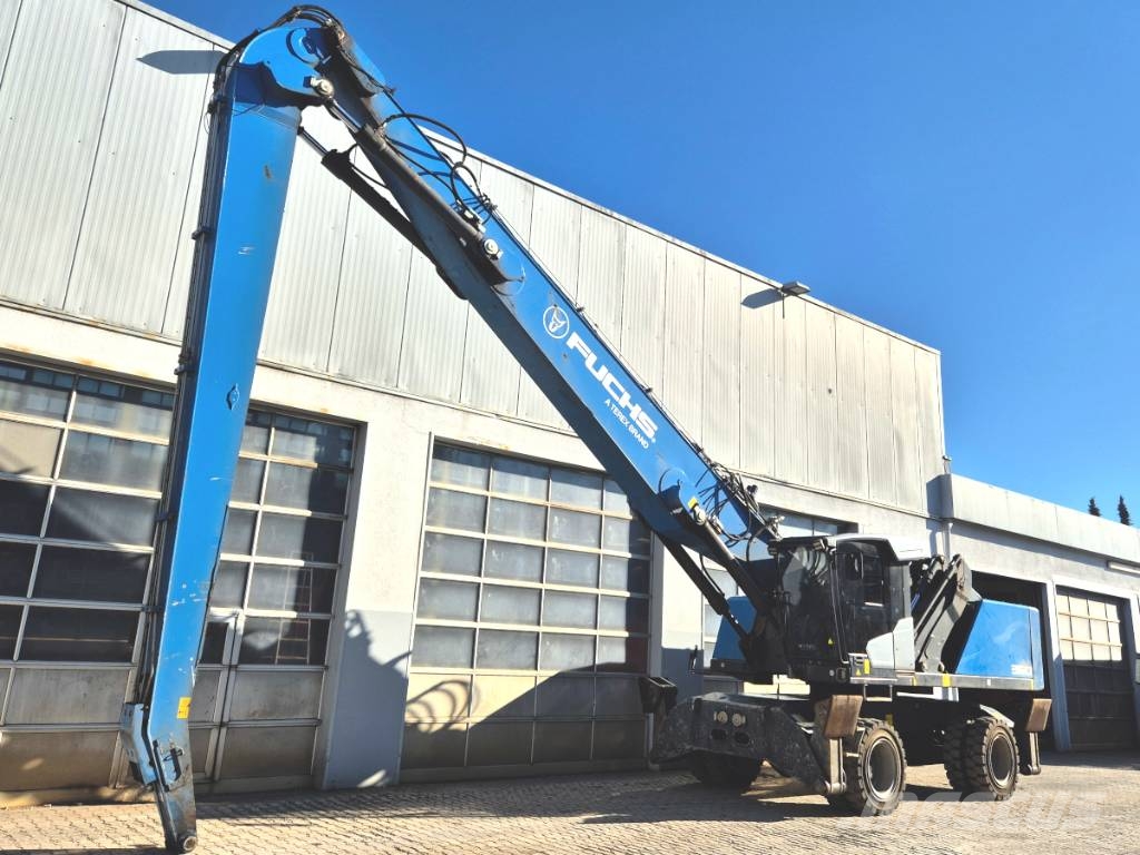 Fuchs MHL 360 F Materialumschlag