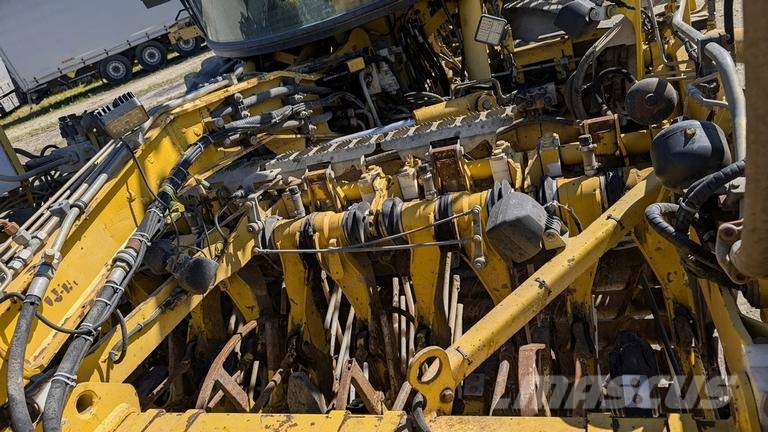 Ropa TIGER V8-3 beet harvester / 6000 MTH Μηχανή εξαγωγής και συλλογής τεύτλων