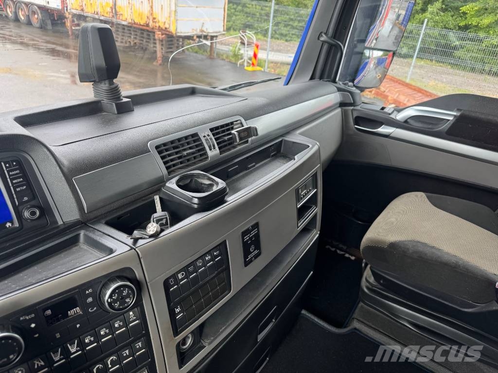 MAN TGX 33.640 Holztransporter