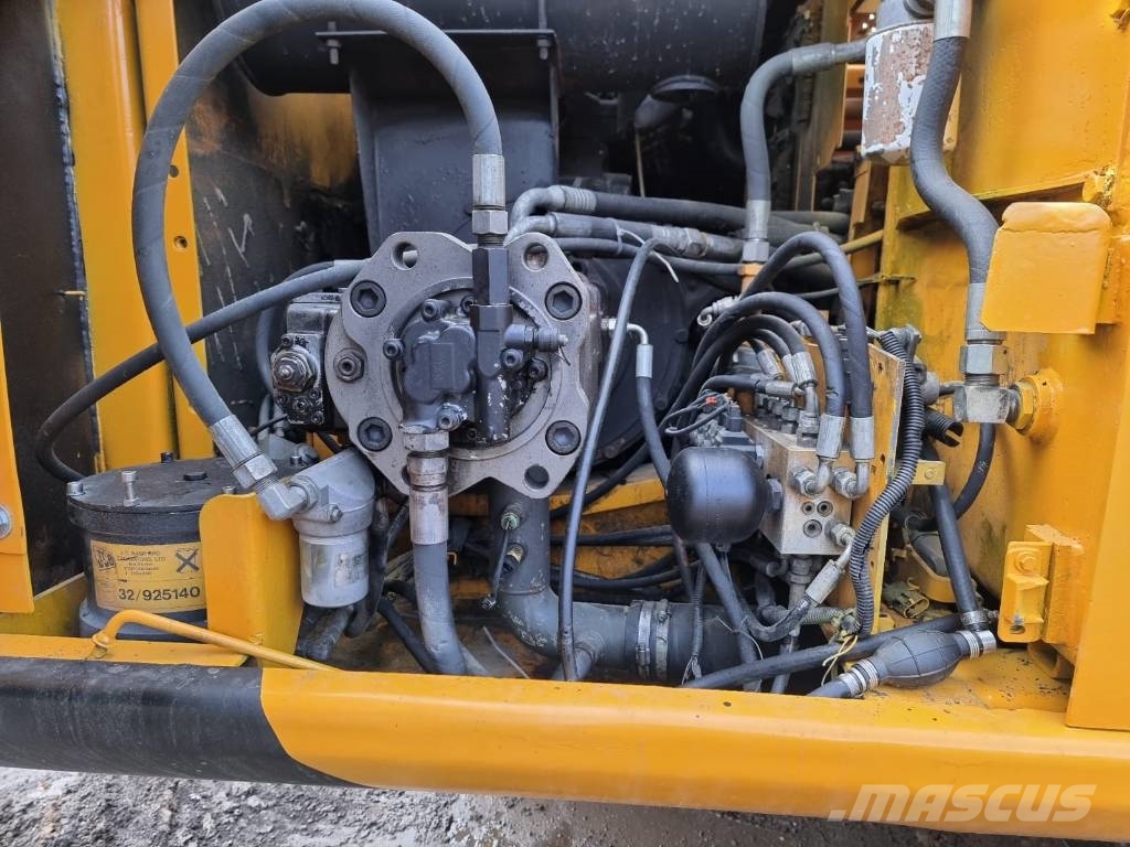 JCB JS 220 LC Excavadoras sobre orugas