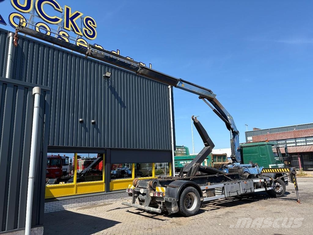 MAN LE 220 B + PALFINGER PK 14080 - 3X EXT + HOOK ARM Kranen voor alle terreinen