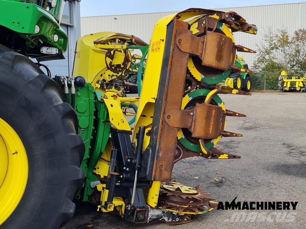 John Deere 8400i Including Kemper 360 Plus حصادات الأعلاف