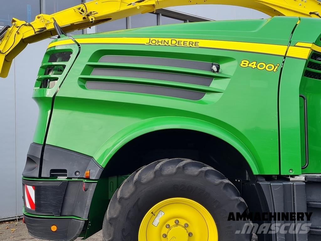 John Deere 8400i Including Kemper 360 Plus حصادات الأعلاف