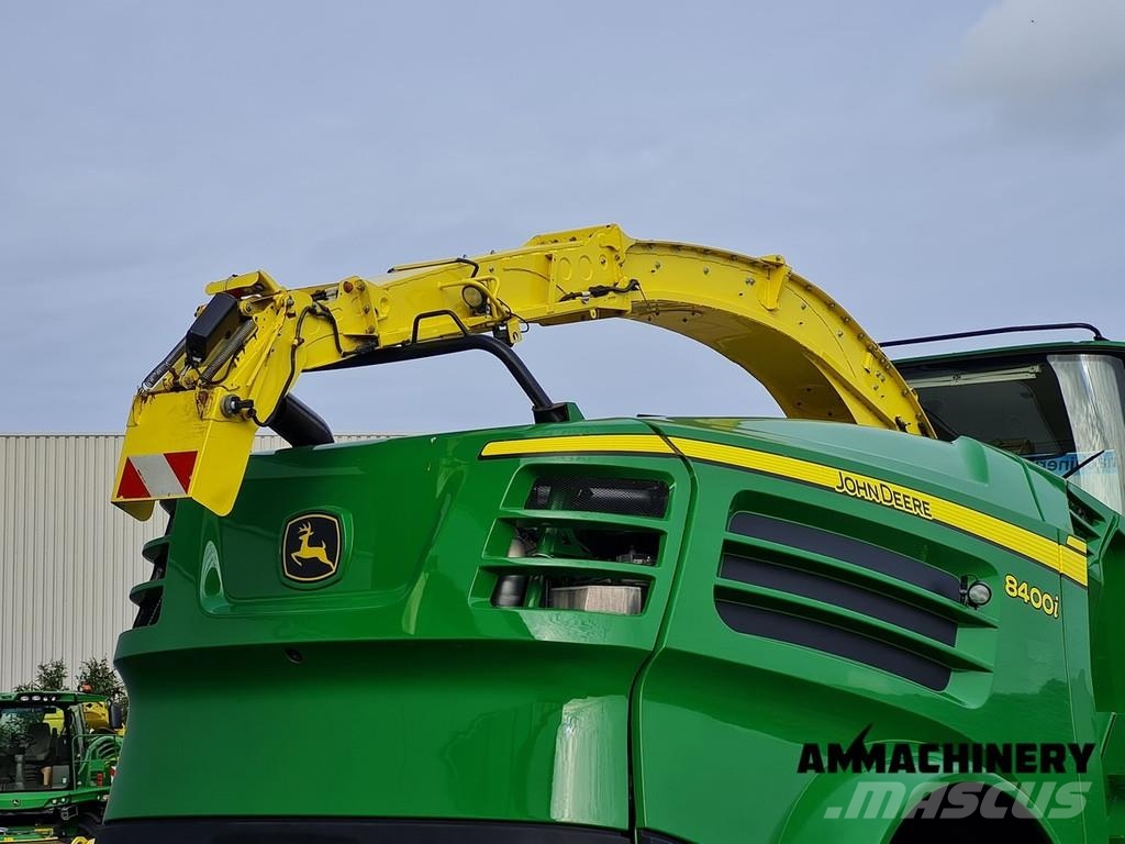 John Deere 8400i Including Kemper 360 Plus حصادات الأعلاف