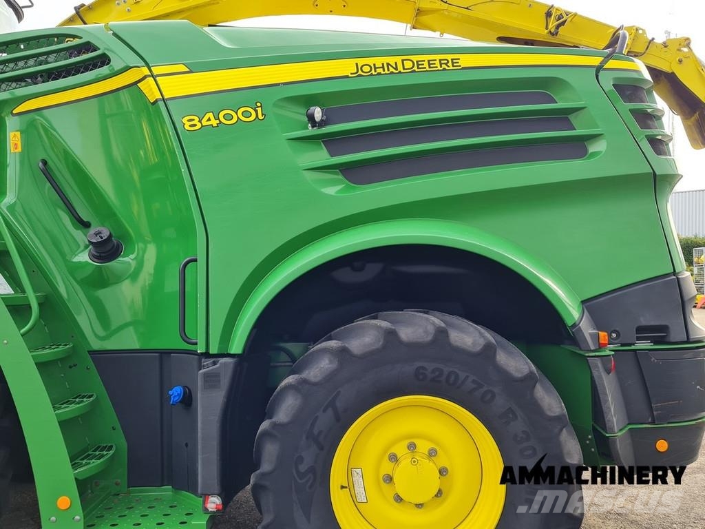 John Deere 8400i Including Kemper 360 Plus حصادات الأعلاف