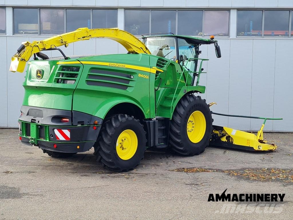 John Deere 8400i Including Kemper 360 Plus حصادات الأعلاف