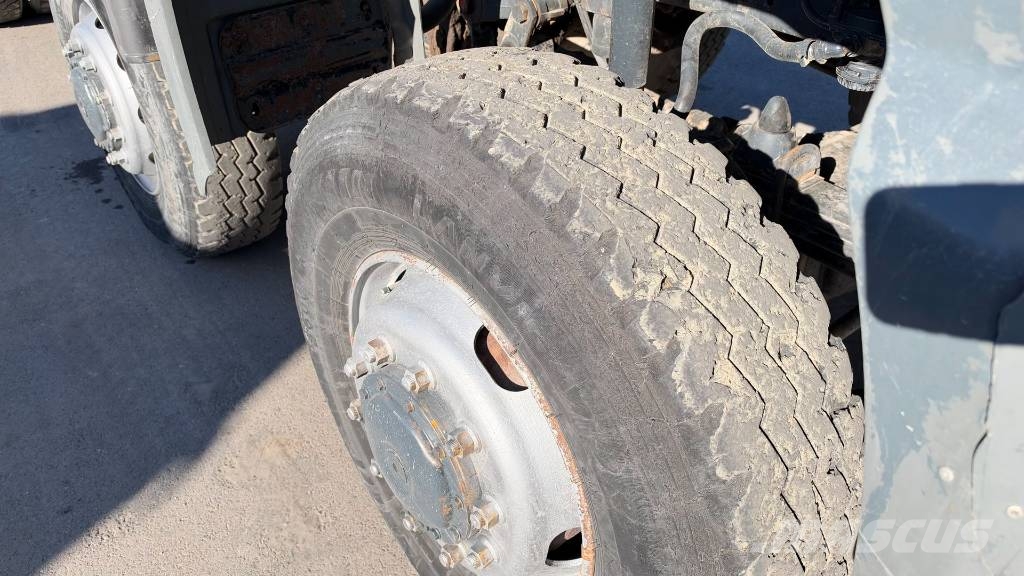 Mercedes-Benz ACTROS 4140 8X8 chassis - big axle - spring Chassis