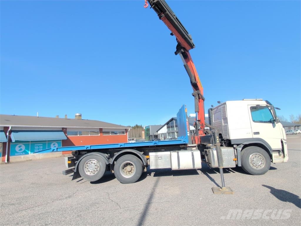 Volvo FM410 Truck mounted cranes