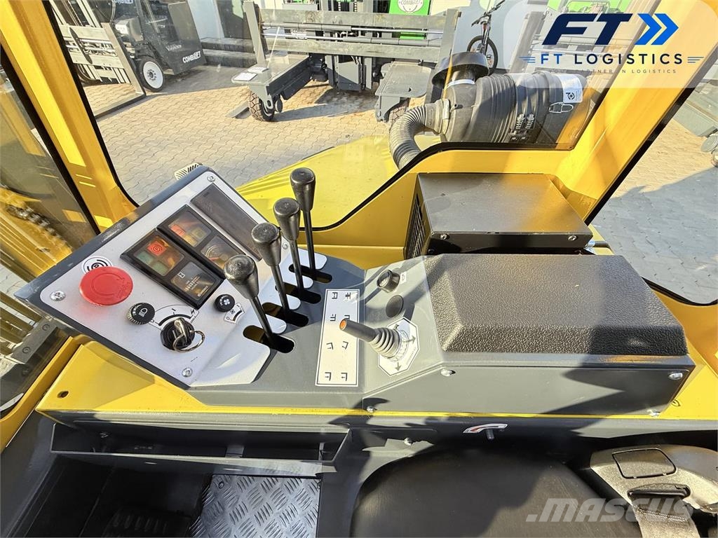 Combilift CB3000 | GAS | TRIPLEX 4900MM | HEATING FULL CABIN 4 vías o cuatro caminos