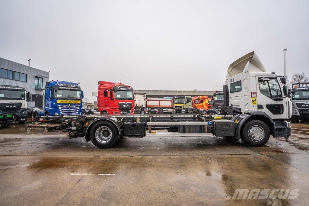 Renault D19 WIDE 320 DXI + DHOLLANDIA 2T. Camiones desmontables