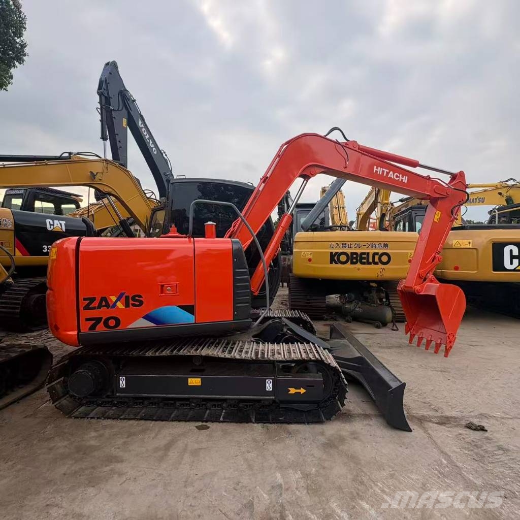 Hitachi ZX70 Raupenbagger
