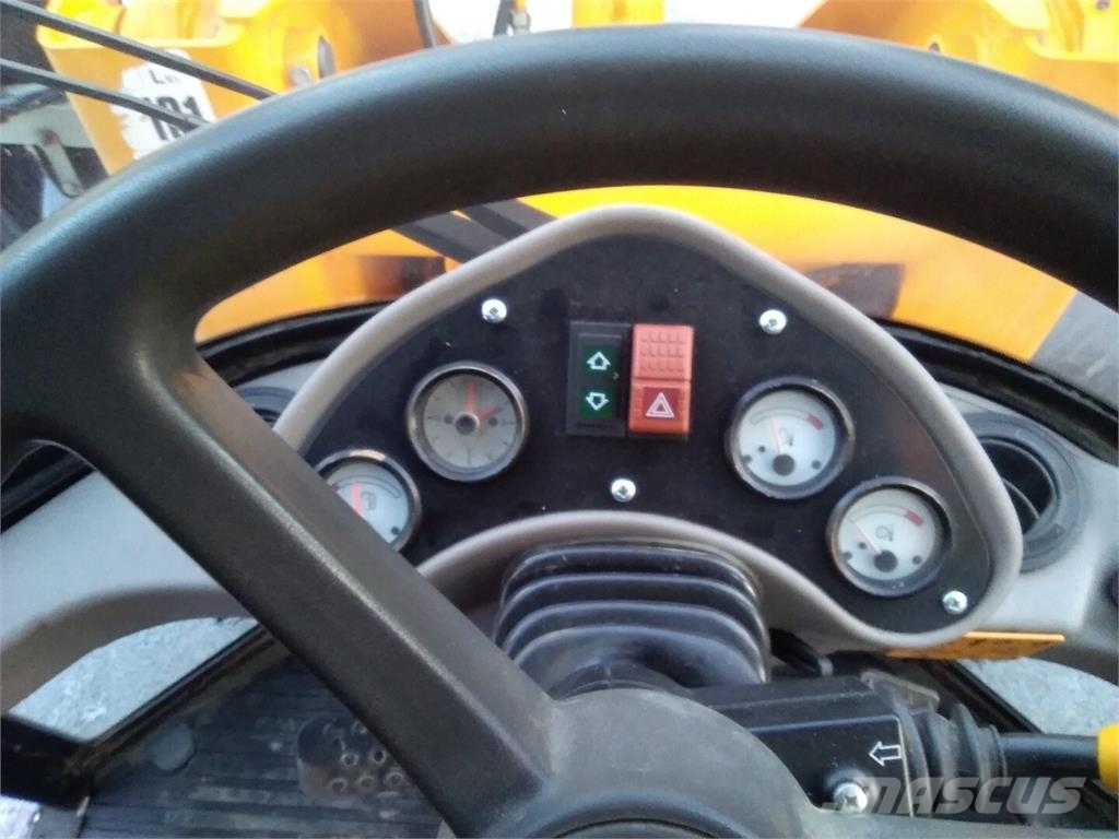 JCB 407 Pyöräkuormaajat