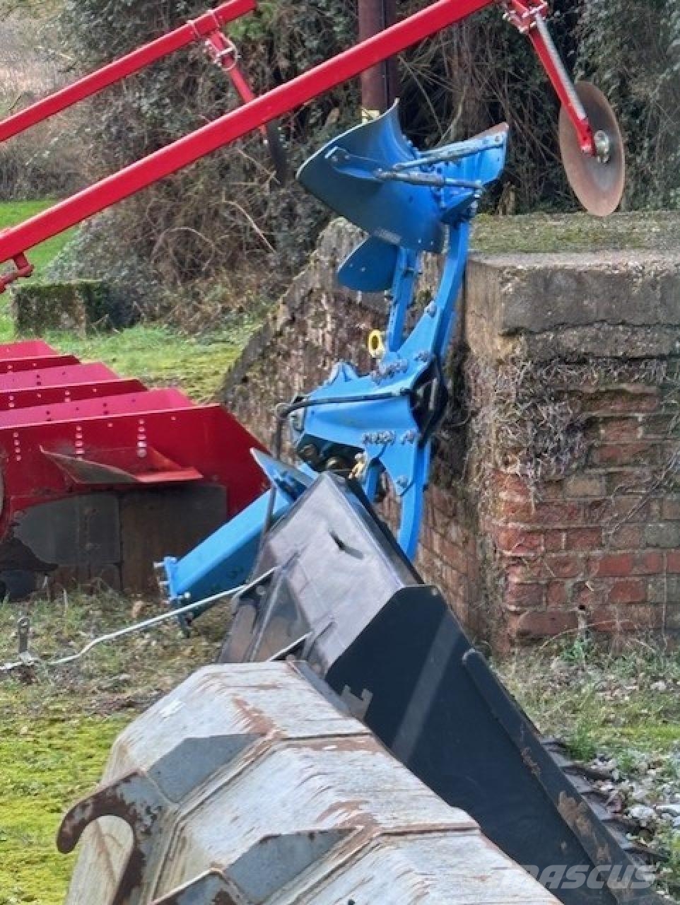 Lemken Juwel 8 i V U 5+1 L 100 Arados reversibles