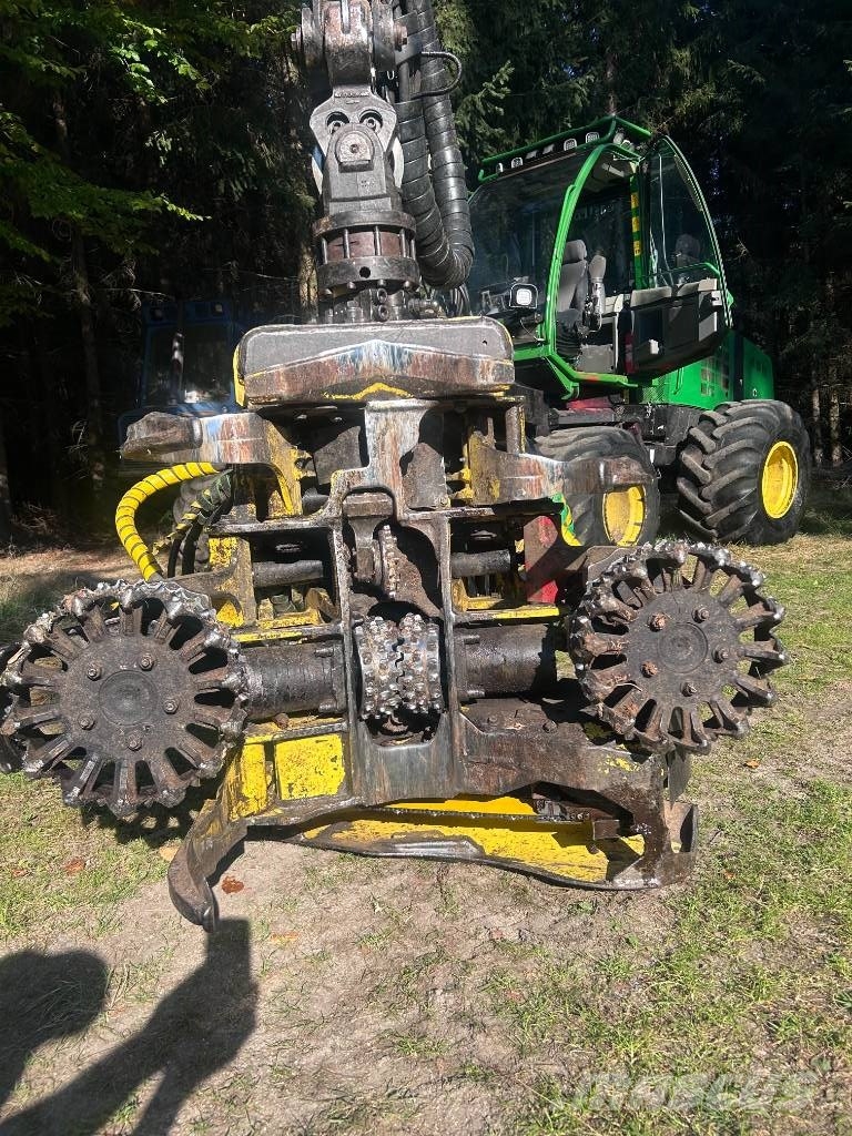 John Deere 770 D Харвестери