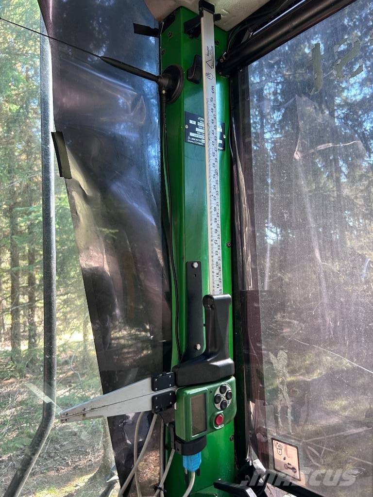 John Deere 770 D Харвестери