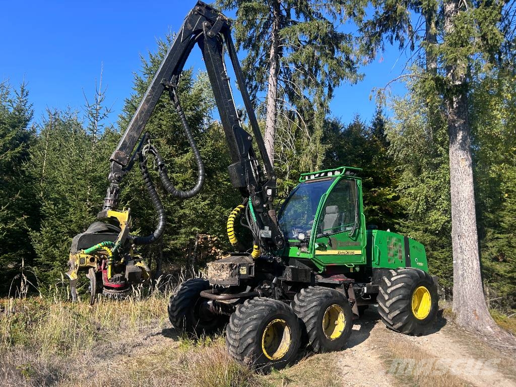 John Deere 770 D Харвестери