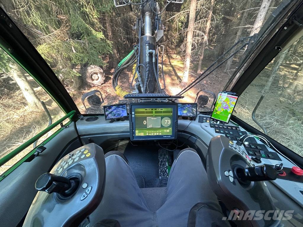 John Deere 770 D Харвестери