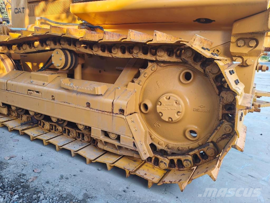 CAT D 5 C Buldožerji goseničarji