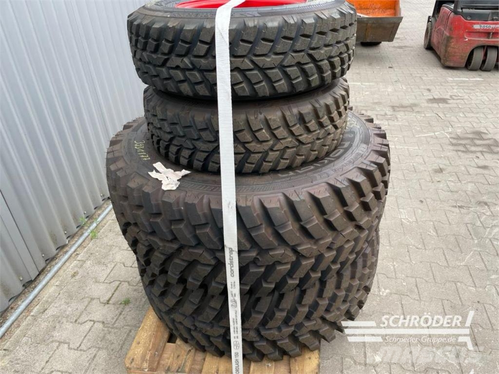 Fendt 250/75 R16 + 420/65 R24 NOKIAN Ruedas dobles