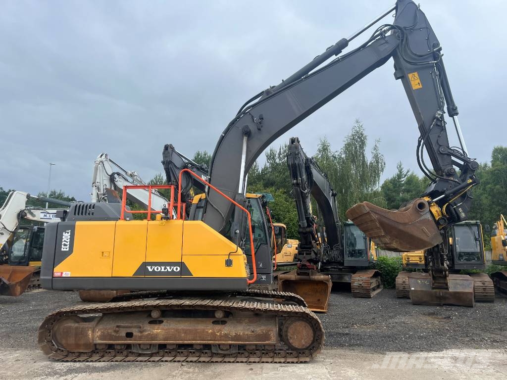 Volvo EC 300 EL Rupsgraafmachines