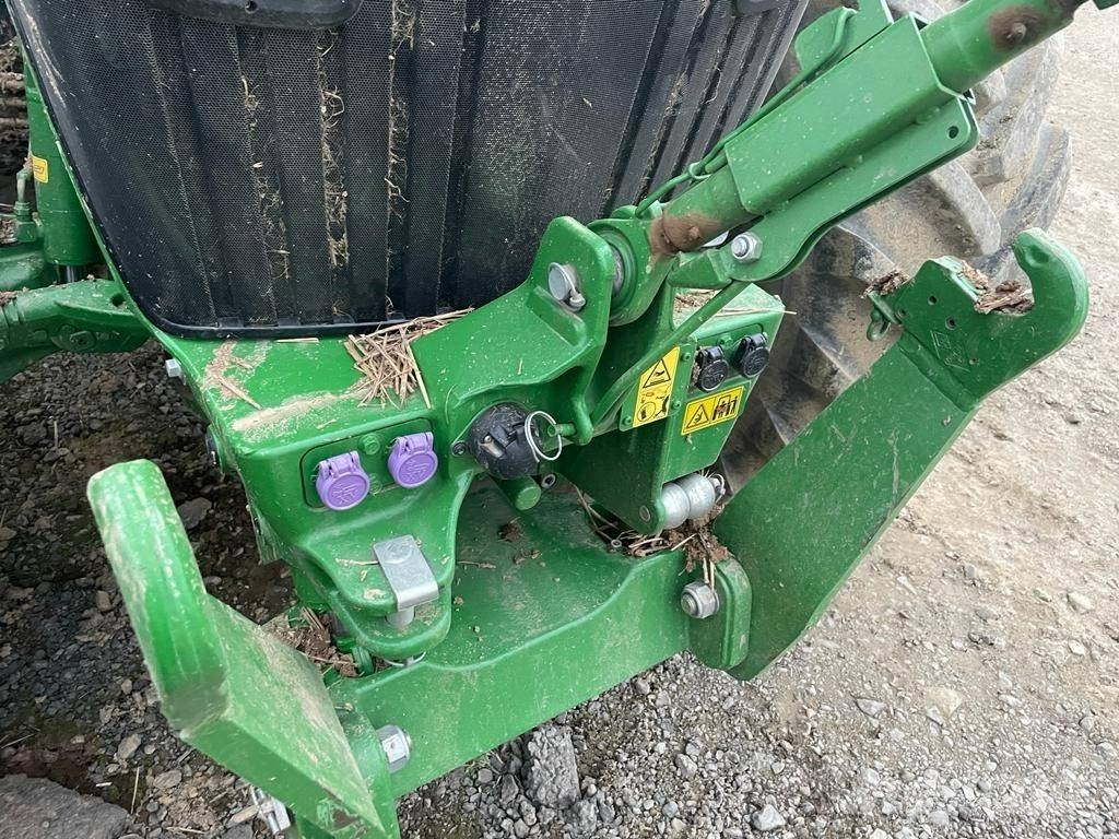 John Deere 7R 330 Tractoare