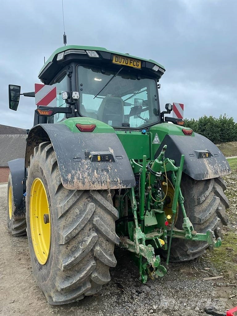 John Deere 7R 330 Tractoare