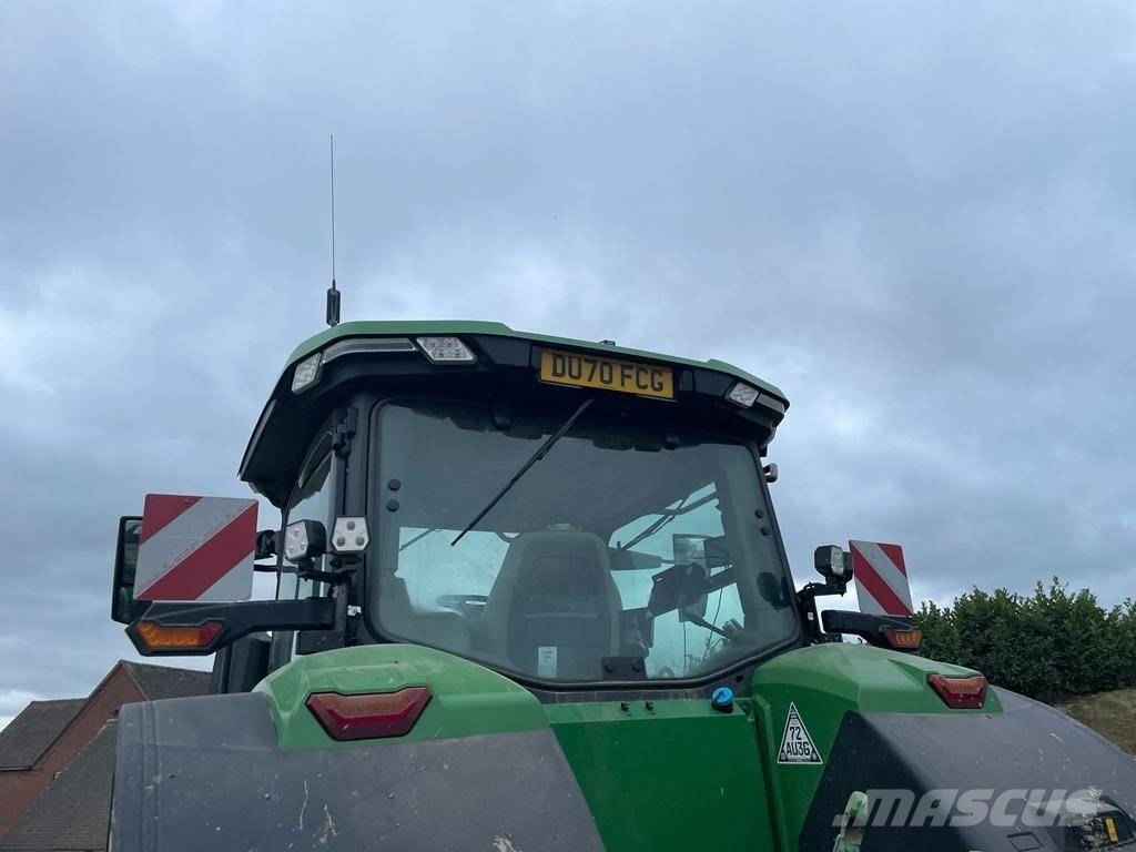 John Deere 7R 330 Tractoare