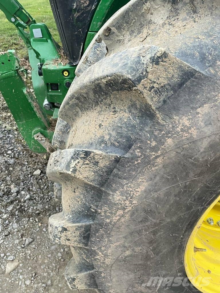 John Deere 7R 330 Tractoare