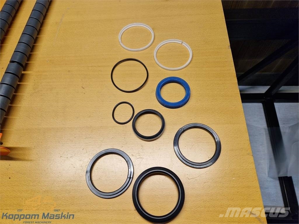 Timberjack / John Deere F026680 Hidráulicos