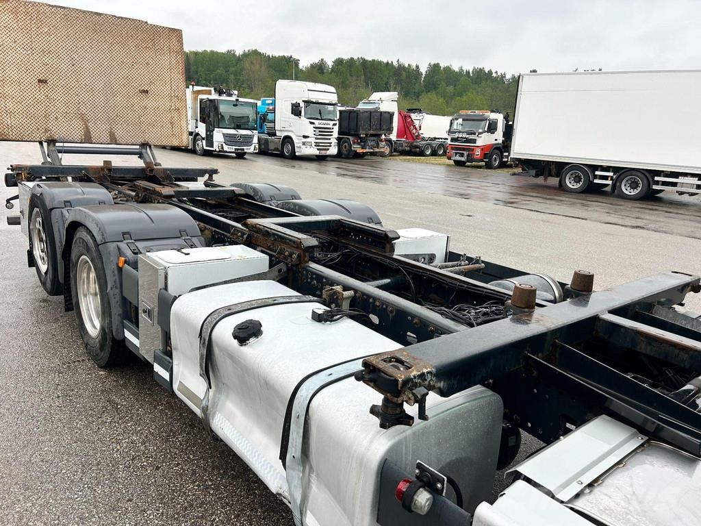 MAN TGX26.480 6x2*4 EURO6 + RETARDER + BDF 20ft Camiones portacontenedores